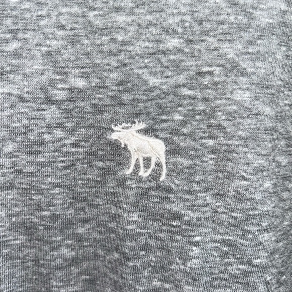 Abercrombie & Fitch Tshirt - Picture 4 of 4